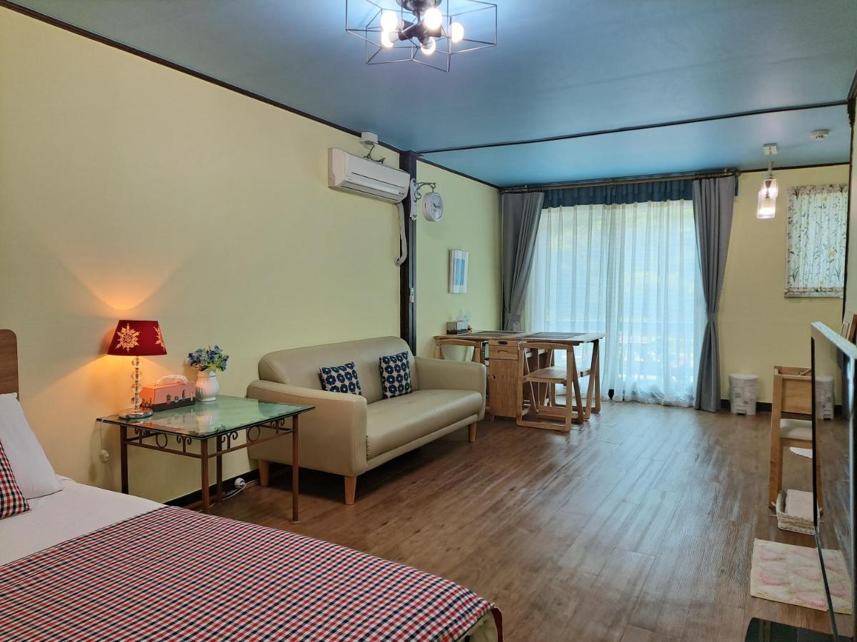 Charm Pension Капхён Экстерьер фото